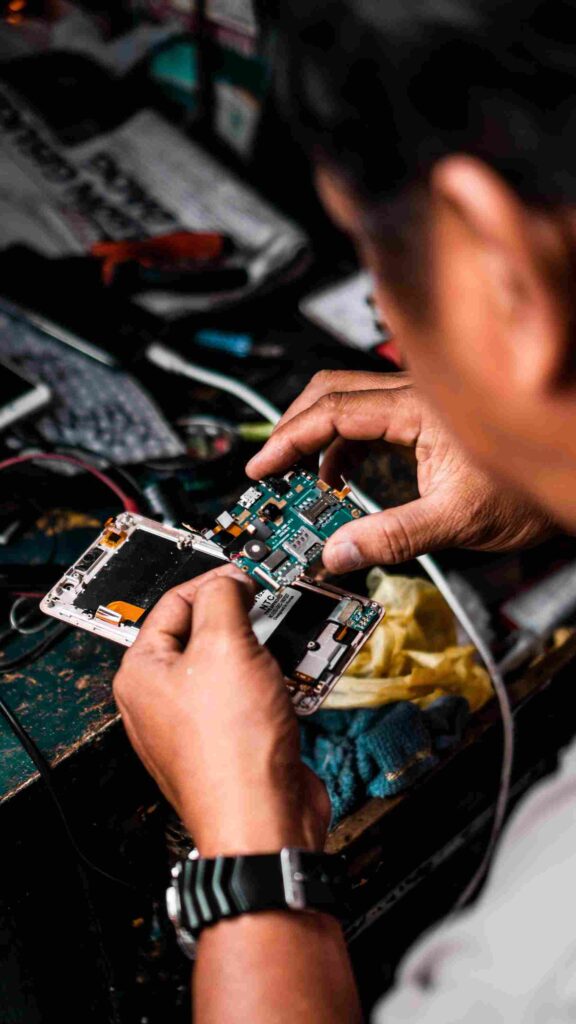 Best Mobile Repairing Course Institute in Mumbai GTI
